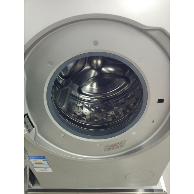 松下(panasonic) xqg80-v8055 8公斤 3d立体洗 变频静音 滚筒洗衣机