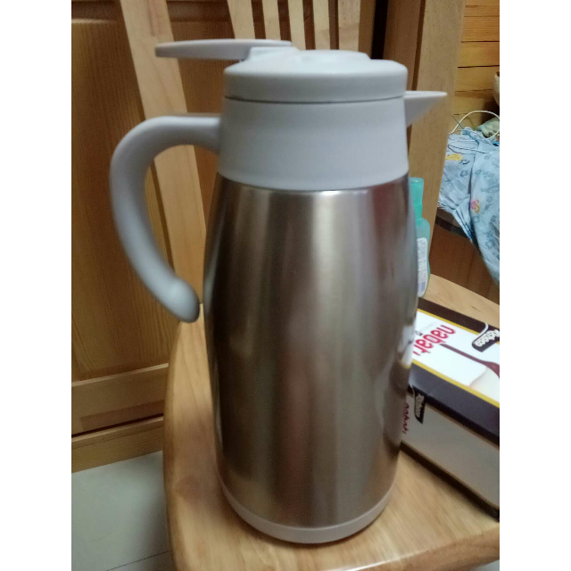 24小时保温哈尔斯真空保温壶家用304不锈钢2000ml咖啡保温壶车载保温