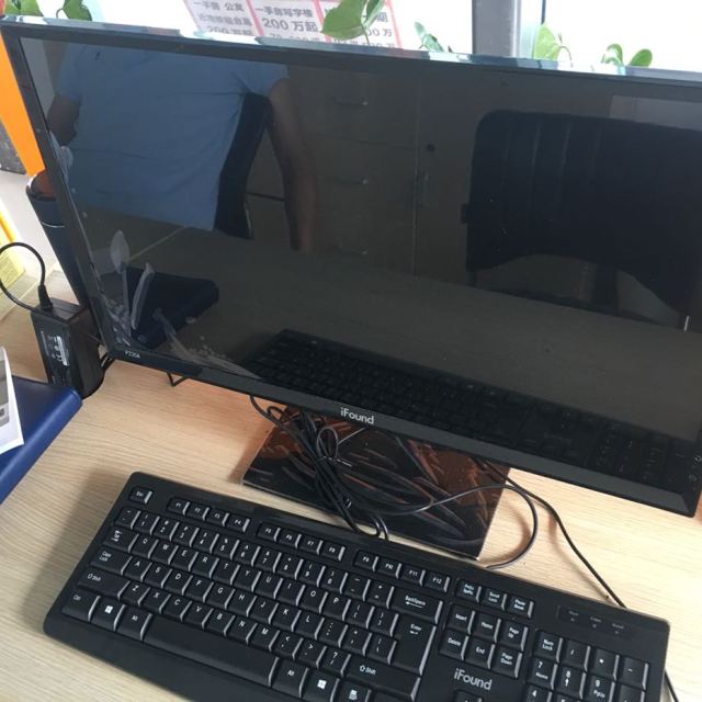 5英寸 教育 商用办公 一体机 轻薄 致美 台式机 电脑 摄像头 麦克风