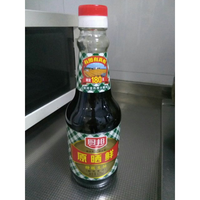 厨邦原晒鲜820ml瓶装调味品酱油生抽生抽晒足180天味道鲜美