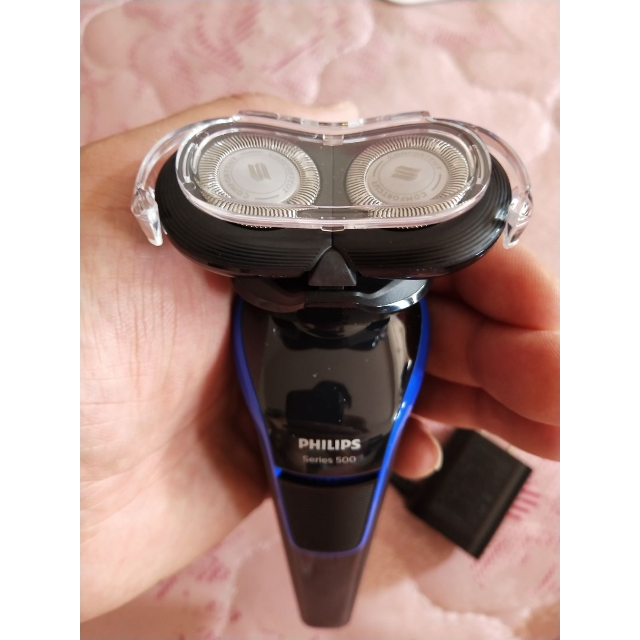 飞利浦(philips)电动剃须刀小飞侠s528双刀头顺翼贴面亲肤顺滑全身