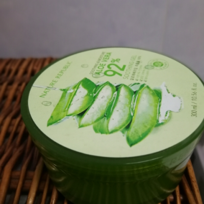 自然乐园(nature republic)纳益其尔芦荟舒缓保湿凝胶300ml