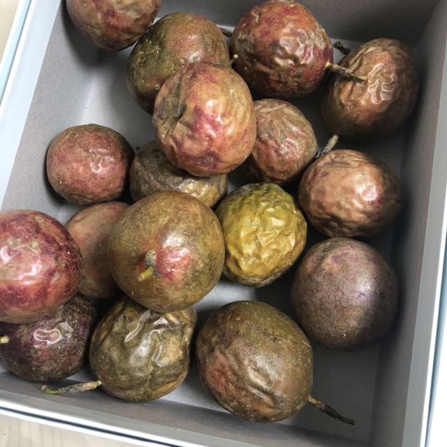 百香果小果热带水果5斤装单果单果45g左右酸甜可口气味香浓产地直发