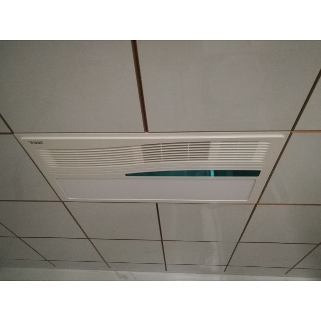 > 欧普照明浴霸f119 风暖款 浴霸 高端方灯 遥控摆风凉霸商品评价 >