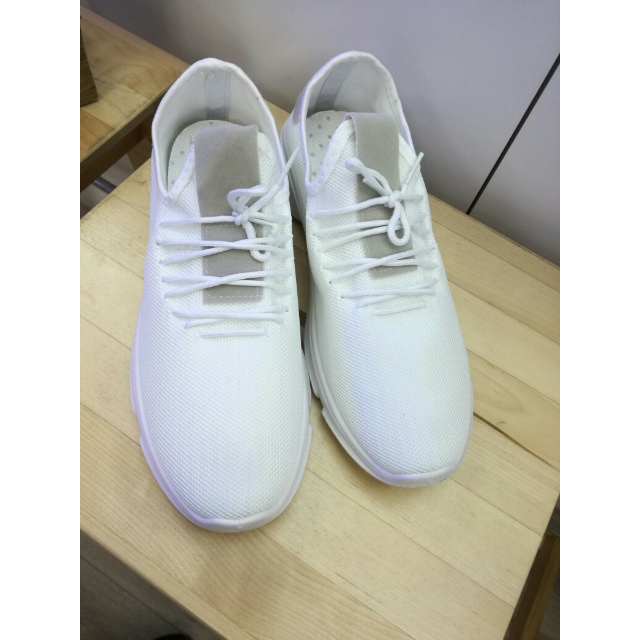 > 迈拿伦(mainalun) 夏季透气潮流舒适百搭休闲运动鞋 白色 42码商品