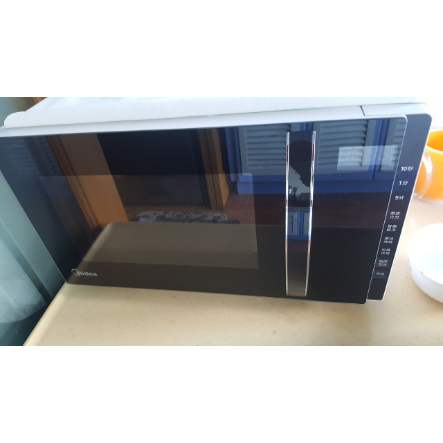 美的(midea)微波炉 m3-l205c 家用智能 平板烧烤 20升 微电脑式微波炉