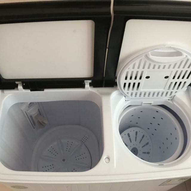 2公斤 半自动 双桶洗衣机 家用双缸商品评价 > 很好用,动力十足,洗.