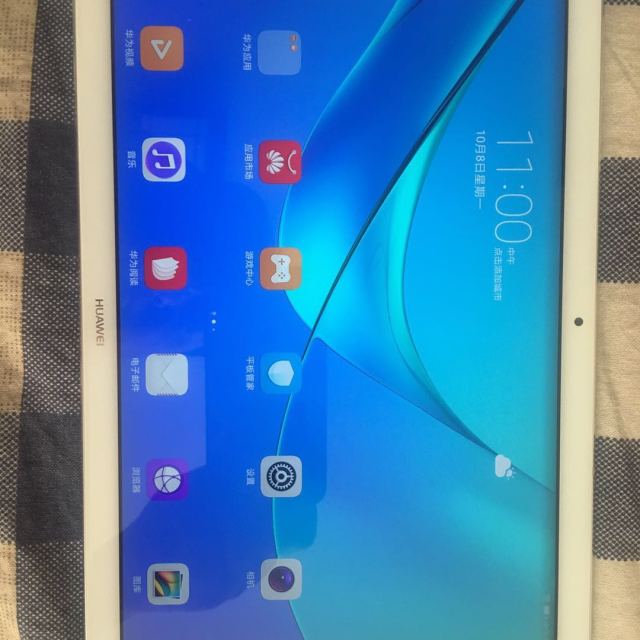 huawei华为平板m5108英寸平板电脑4gb32gbwifi版哈曼卡顿音效香槟金