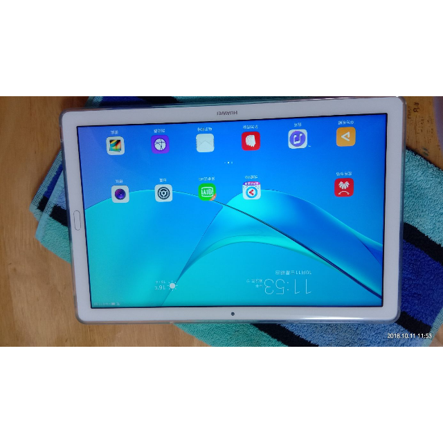 huawei华为平板m5108英寸平板电脑4gb64gbwifi版哈曼卡顿音效香槟金