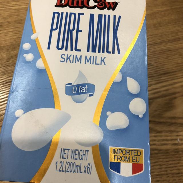 法国原装荷兰乳牛脱脂牛奶200ml6盒