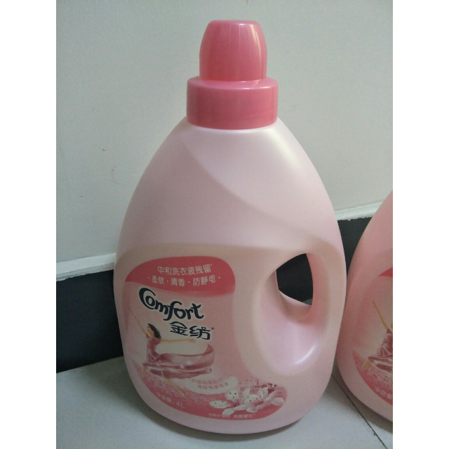 金纺衣物柔顺剂淡雅樱花衣物护理剂4l柔软护形防静电联合利华