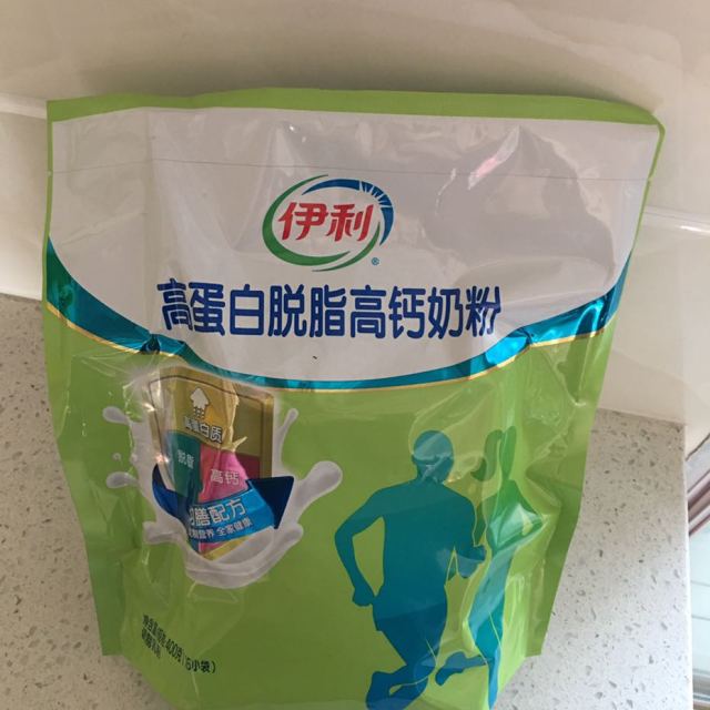 伊利高蛋白脱脂高钙奶粉400g袋装成人奶粉