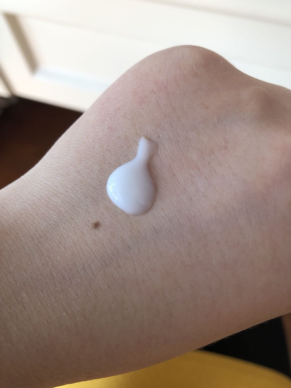 哺乳期间可以擦身体乳吗(哺乳期妈妈可以擦身体乳吗) 哺乳期间可以擦身体乳吗(哺乳期妈妈可以擦身体乳吗)