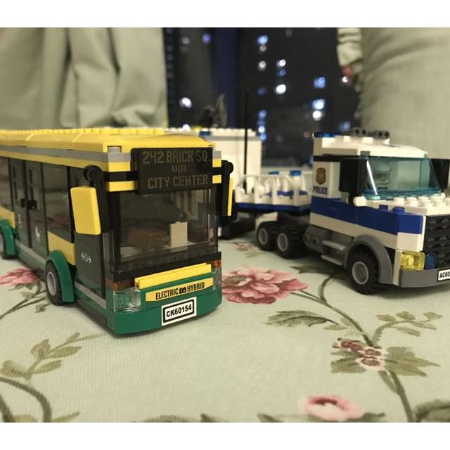 lego乐高儿童拼装积木玩具城市city系列公交车站514岁塑料玩具60154