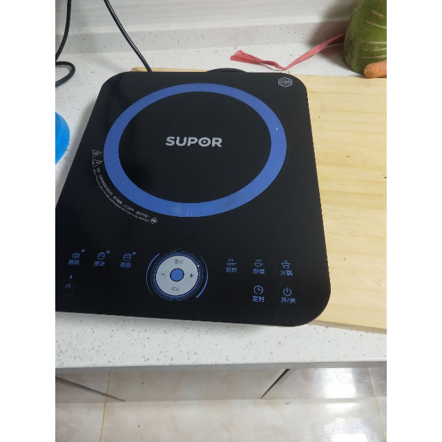 苏泊尔(supor)电磁炉ih02e9-210 10档大火力 6大烹饪功能 黑色微晶