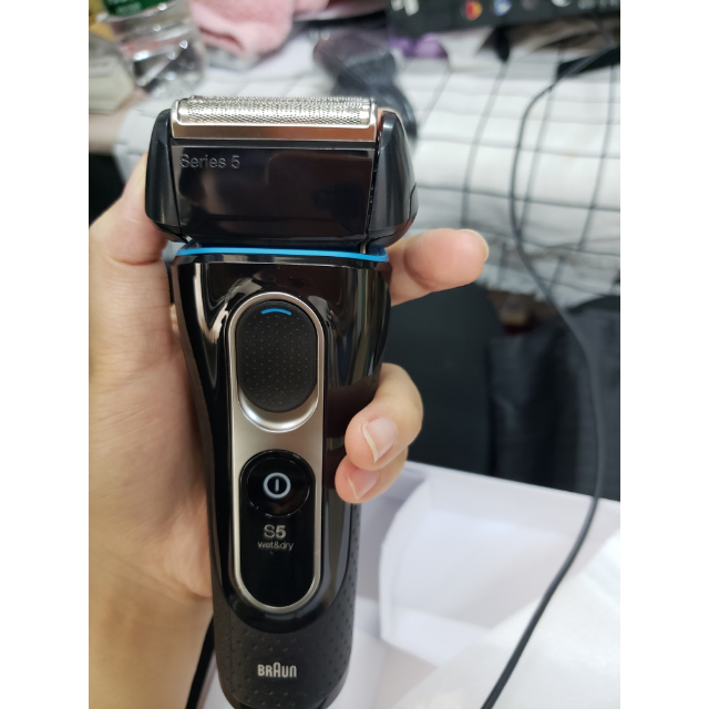 braun博朗电动剃须刀5147s新5系充电式三刀头刮胡刀全身水洗往复式