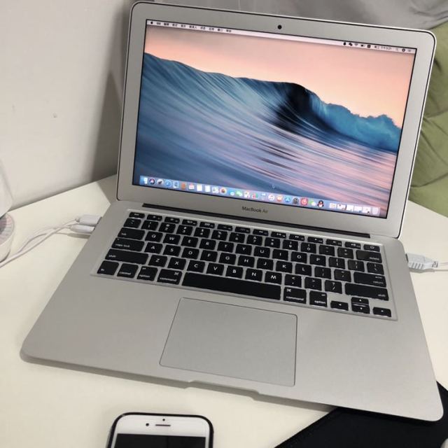 apple苹果macbookair新款笔记本电脑133英寸mqd42inteli58g256gb