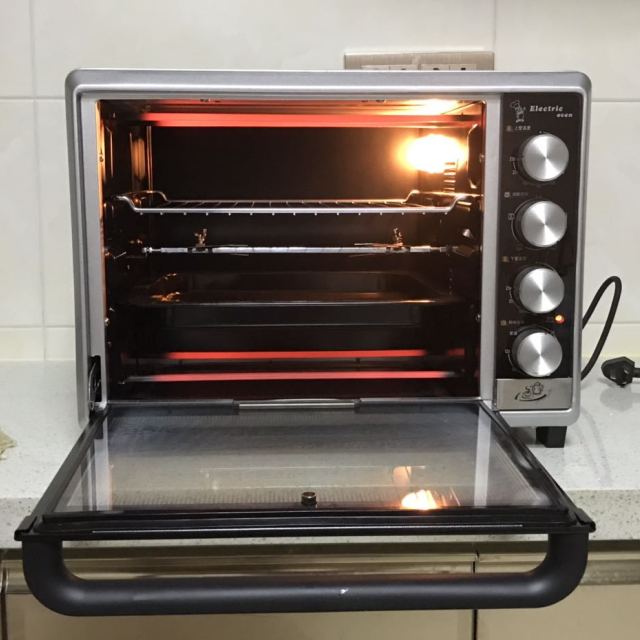 长帝changdi电烤箱cktf32gsp家用32l热风循环上下管独控旋转烤叉低温