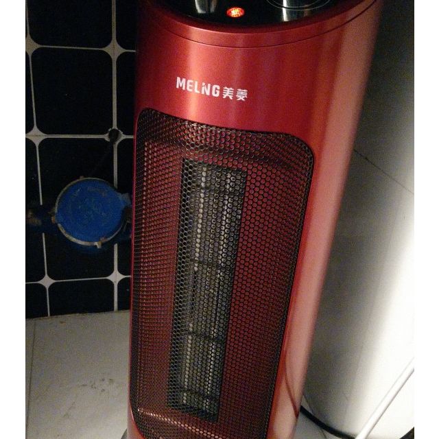 美菱meling取暖器mdnrn03t陶瓷发热两秒速热倾倒断电双重安全保护暖风