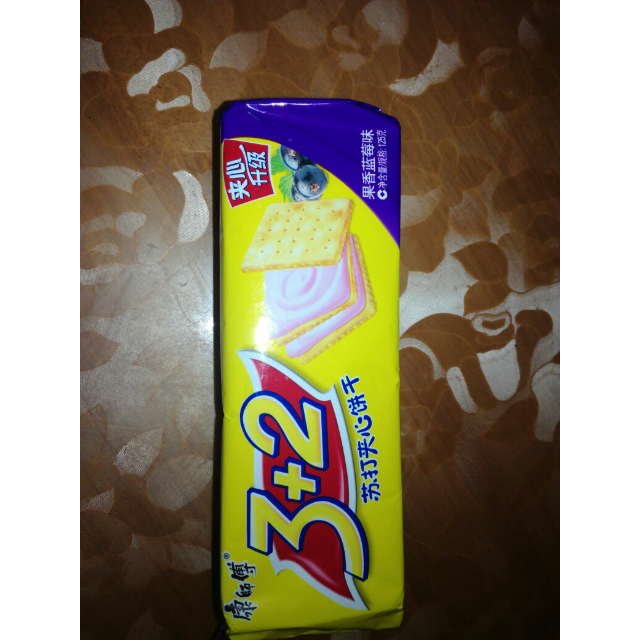 > 康师傅 3 2苏打夹心饼干 果香蓝莓味375g商品评价 > 满意