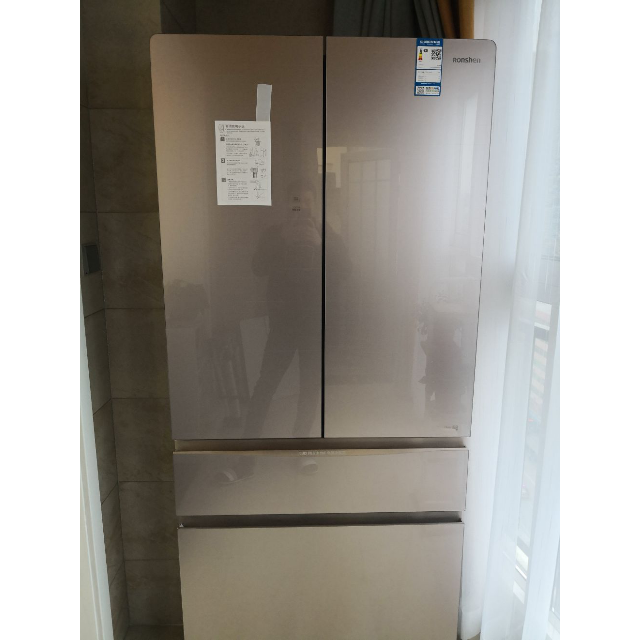 容声冰箱bcd560wkm1mpga