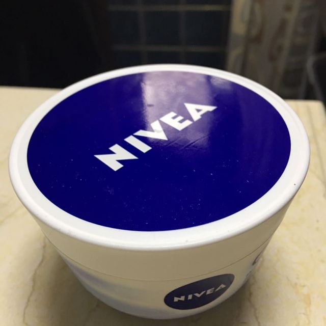 近零油腻感nivea妮维雅care大白碗200ml面霜保湿