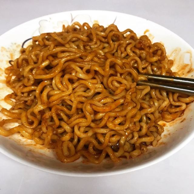 同碗福火鸡面网红超辣干拌面118g5连包国产方便速食