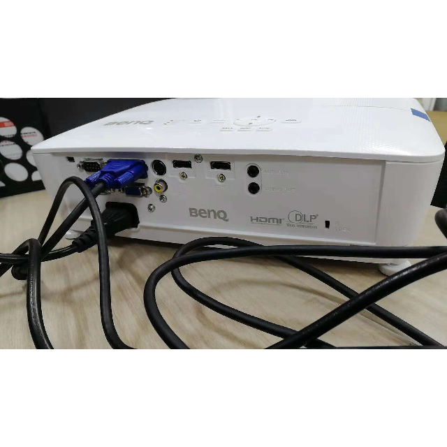 明基(benq) bs3717 投影仪 商用商务办公培训高清会议教学教育投影机