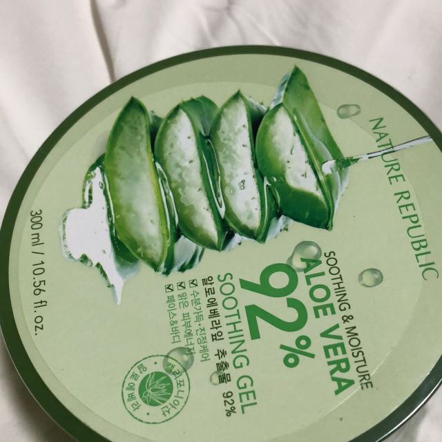 naturerepublic纳益其尔自然乐园芦荟舒缓保湿凝胶300ml舒缓保湿芦荟