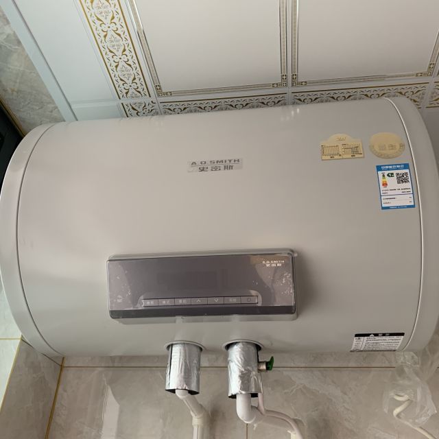 o.smith)60升电热水器cewh-60nfb 金圭内胆 双棒速热高清大图|实物图