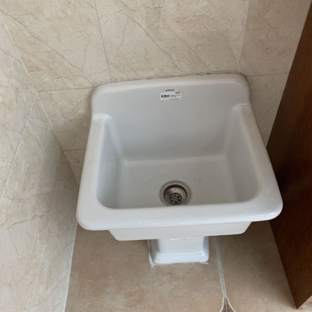 > arrow箭牌卫浴陶瓷拖把池地拖盆含脚含去水am7702 am7702商品评价 >