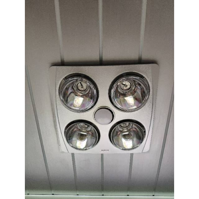 灯暖型照明换气 浴霸310a普通吊顶专用多功能三合一灯暖取暖浴霸 即开