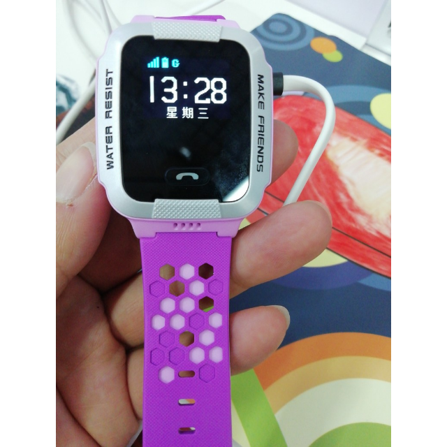 小天才电话手表y01a 浅紫儿童智能手表安全防护学生定位手机儿童电话