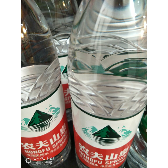 > 农夫山泉饮用天然水 1.5l瓶商品评价 > 农夫山泉,有点甜