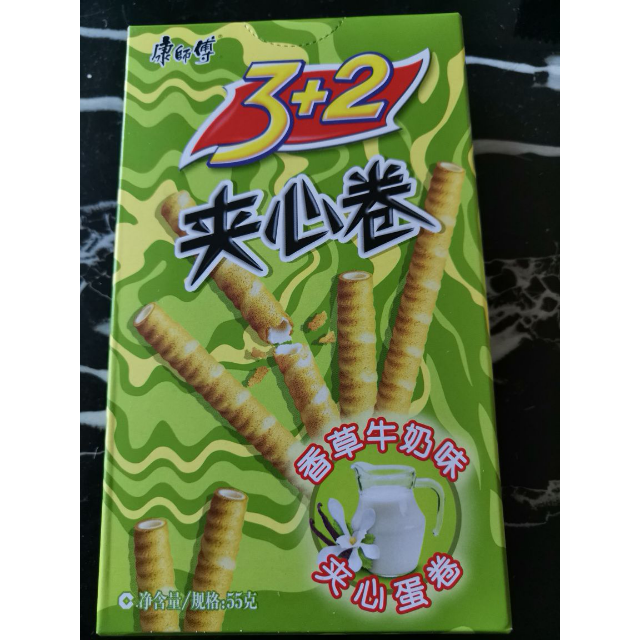 > 康师傅 3 2夹心蛋卷 香草牛奶味 55g/盒商品评价 > 不错的产品
