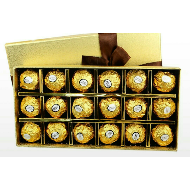 费列罗巧克力18粒巧克力礼盒装圣诞新年生日告白礼物款休闲零食