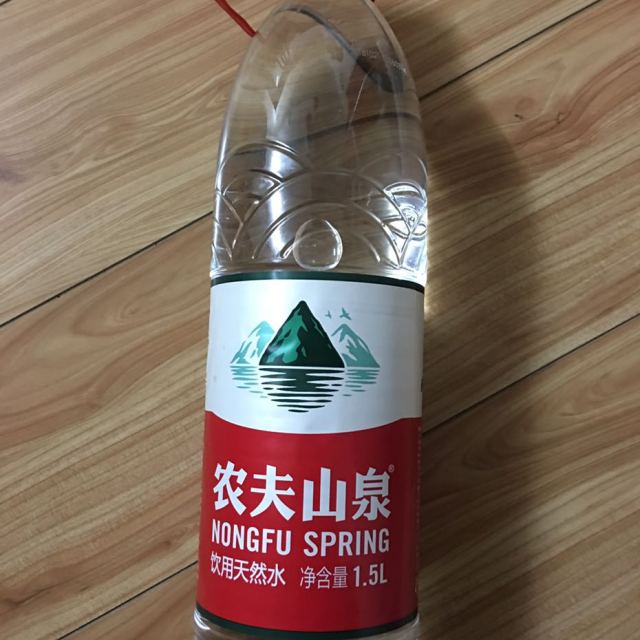 农夫山泉天然水1 5l*12箱装 家庭用水 饮用水高清大图