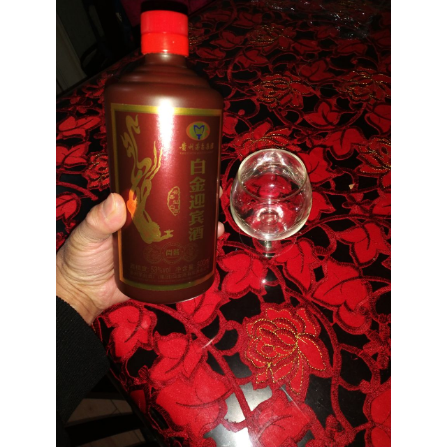 【粮食酿造】贵州茅台集团白金迎宾酒尚酱酱香型白酒53度500ml*6瓶