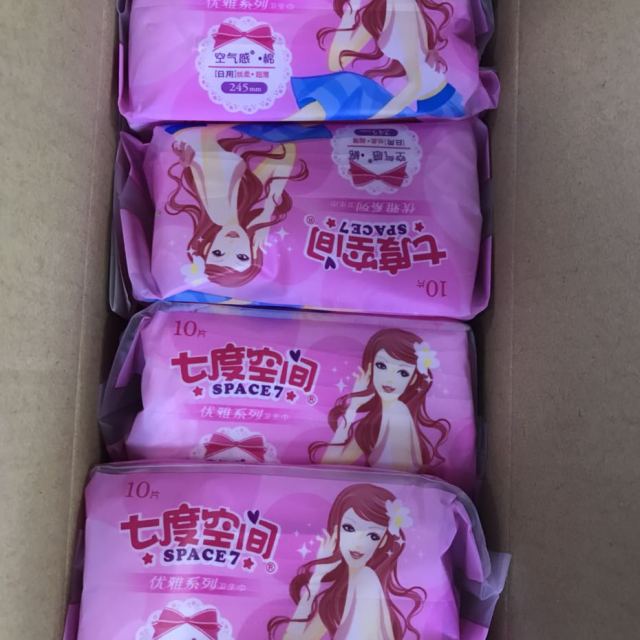 七度空间space7优雅系列超薄丝柔卫生巾245mm日用10片装