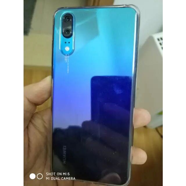 华为p20极光闪蝶色6g64gfreebuds陶瓷白