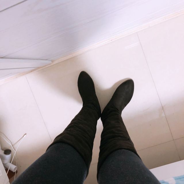 靴子粗跟弹力过膝靴长筒靴女鞋 黑色 38码商品评价 > 鞋子穿脚上很