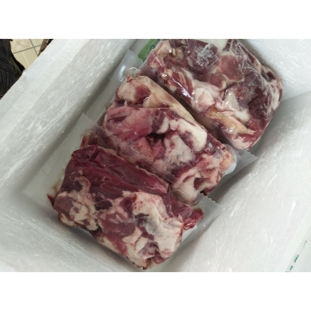 > 科爾沁生鮮冷凍肉筋牛肉4斤2000g 內蒙古冷鮮牛肉筋頭巴腦 原廠直髮