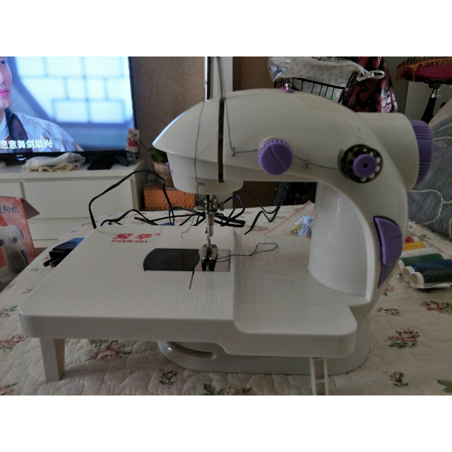 芳华缝纫机201型家用电动迷你多功能小型手动吃厚微型缝纫机