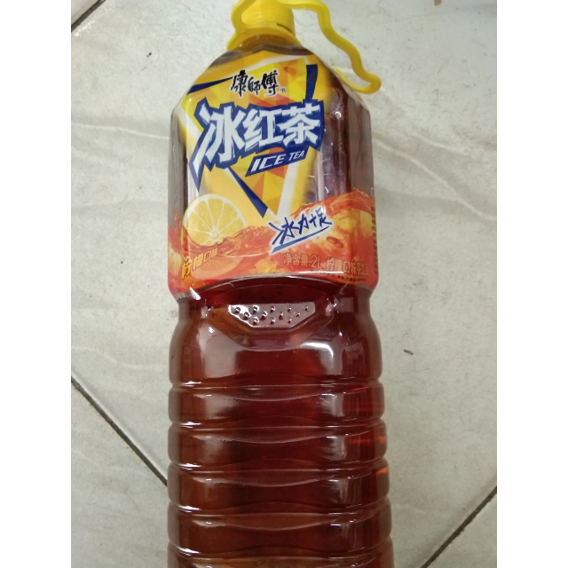康师傅 冰红茶柠檬味2l*6瓶整箱 柠檬茶饮料 家庭聚餐箱装(新老包装