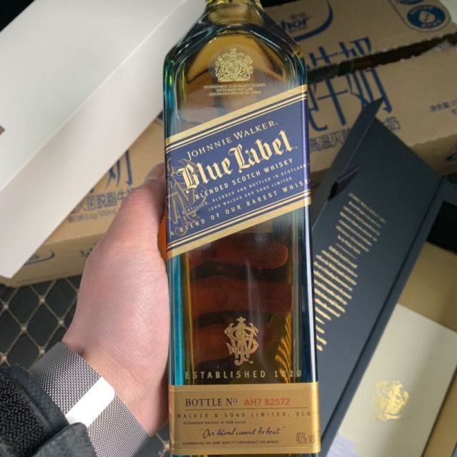 尊尼获加(johnnie walker)洋酒 威士忌 蓝方 蓝牌 调配型苏格兰威士忌