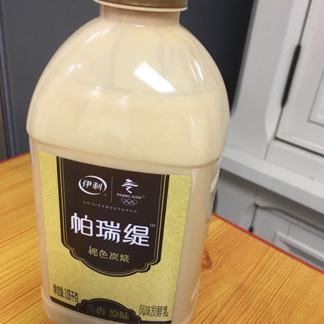 > 伊利 褐色炭烧 风味发酵乳酸奶酸牛奶 1