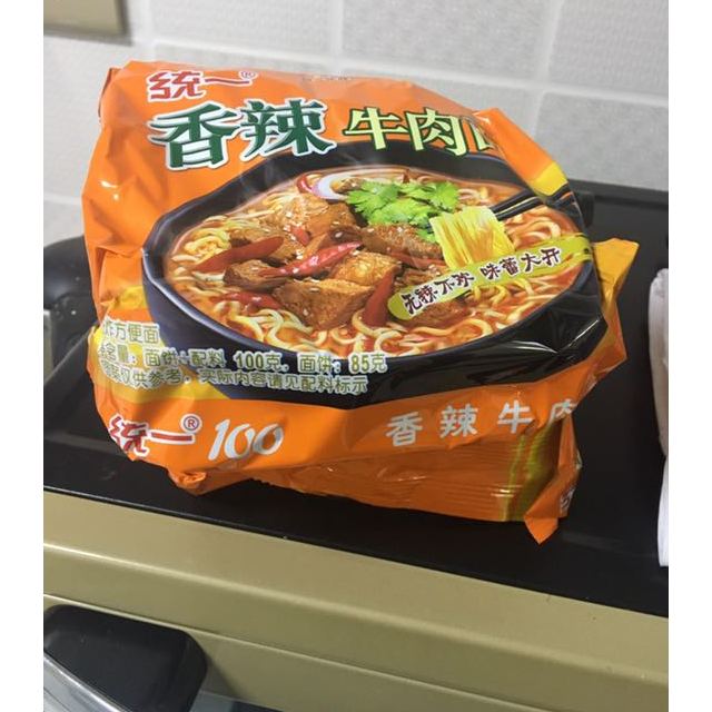 统一香辣牛肉面袋装图片