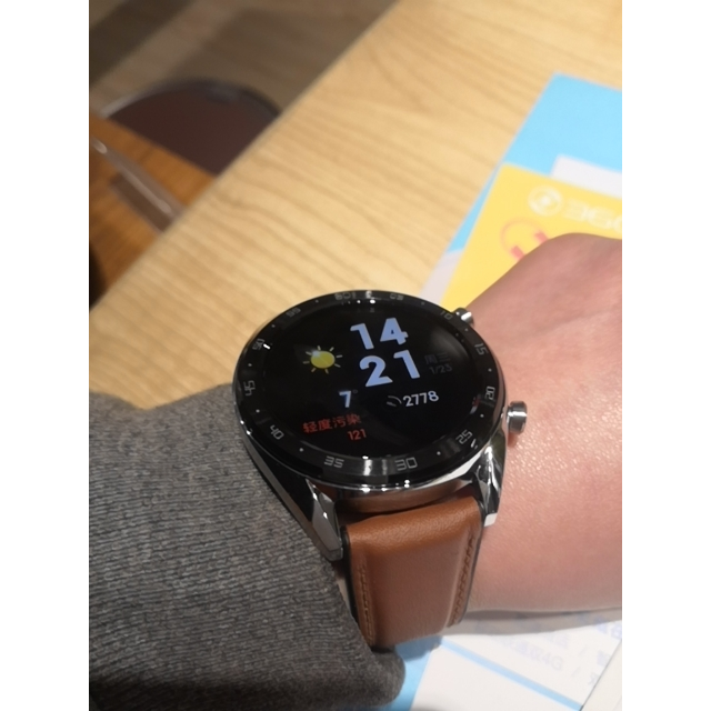 huawei华为watchgt时尚版马鞍棕华为智能手表两周续航户外运动手表