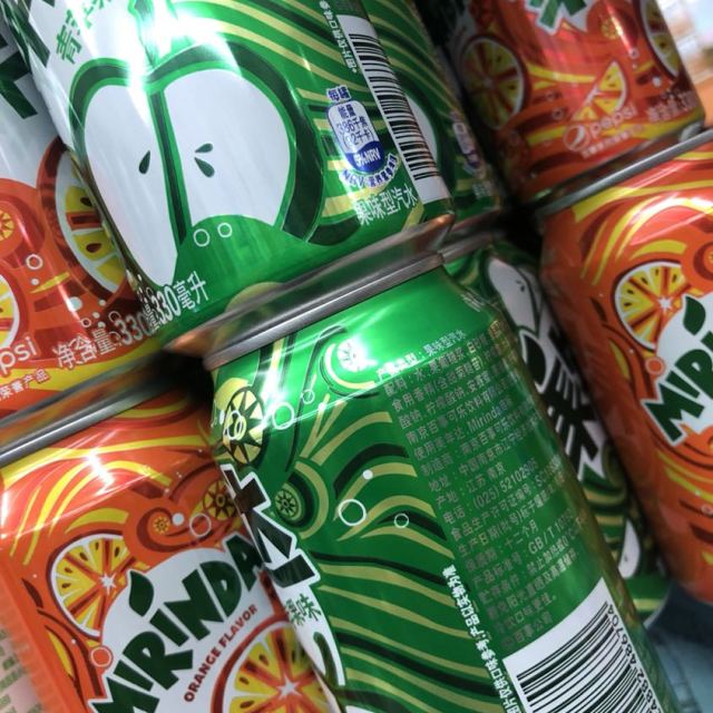 百事可樂 美年達(mirinda) 碳酸飲料 青蘋果味汽水 330ml*24罐瓶 箱裝