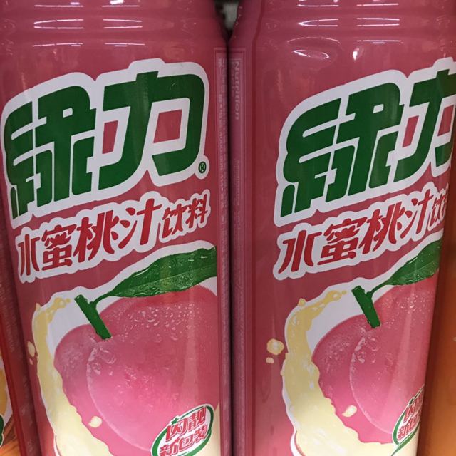 绿力水蜜桃汁490ml24瓶整箱装原装进口饮用水饮料